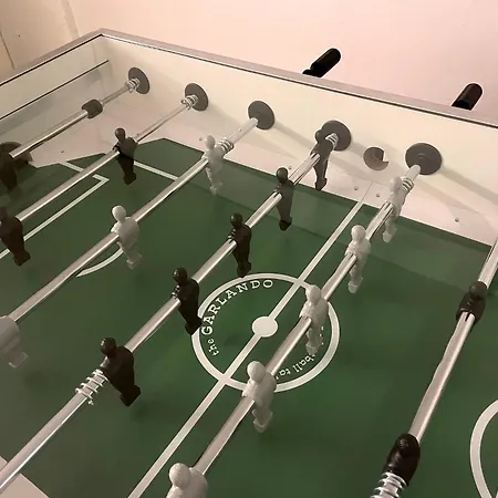 Sonne Mit Grossem Garten