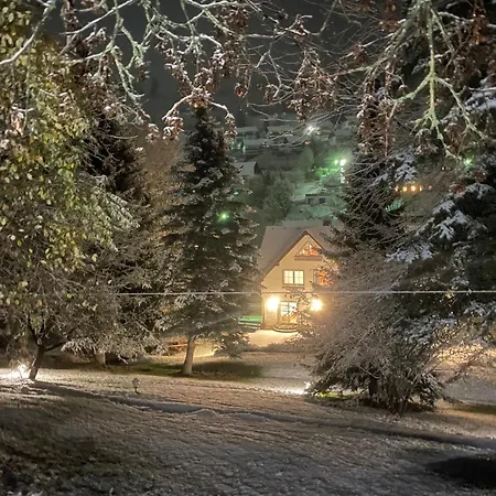 Sonne Mit Grossem Garten *